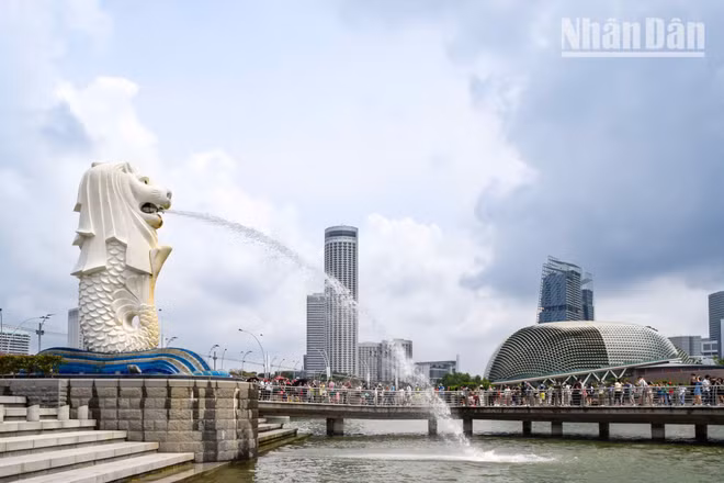 Singapore mất 30 năm để trở thành một trung tâm tài chính hàng đầu. (Ảnh: MINH DUY)