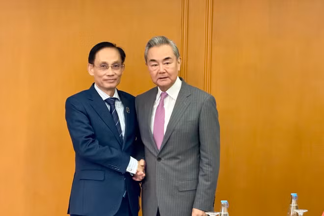 Bộ trưởng Ngoại giao hai nước nhất trí tiếp tục thúc đẩy xây dựng Cộng đồng chia sẻ tương lai Việt Nam-Trung Quốc có ý nghĩa chiến lược ngày càng thực chất, sâu sắc theo định hướng “6 hơn”.