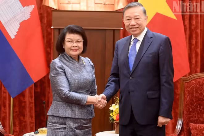 Tổng Bí thư, Chủ tịch nước Tô Lâm tiếp Chủ tịch Quốc hội Vương quốc Campuchia Samdech Khuon Sudary. (Ảnh: ĐĂNG KHOA)