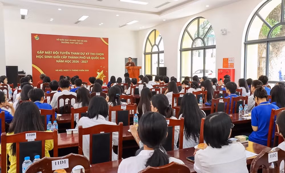 (Ảnh: Trường THPT Việt Đức)