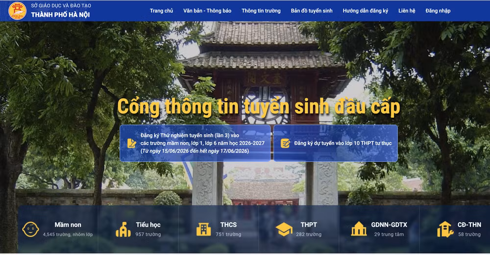 Giao diện Cổng tuyển sinh đầu cấp của thành phố Hà Nội, một trong những kênh tra cứu điểm thi vào lớp 10 chính thức của Sở Giáo dục và Đào tạo Hà Nội