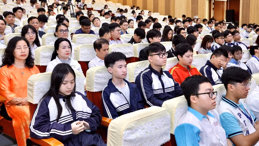 Học sinh tại Lễ khai mạc Kỳ thi chọn học sinh trung học phổ thông vào các đội tuyển quốc gia dự thi Olympic quốc tế và khu vực năm 2026. (Ảnh minh họa)