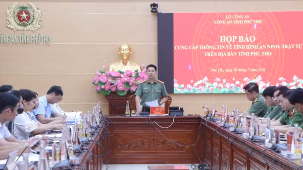 Quang cảnh buổi họp báo.