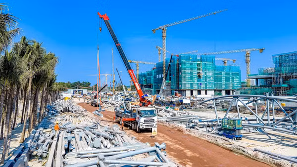 Dự án Trung tâm hội nghị và triển lãm APEC tại Phú Quốc, tỉnh An Giang đang được đẩy nhanh tiến độ. (Ảnh: NGUYỄN THƯƠNG)