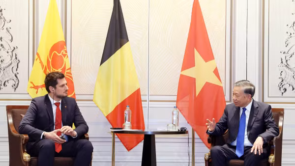 Tổng Bí thư, Chủ tịch nước Tô Lâm tiếp Bộ trưởng, Thủ hiến vùng Wallonie, ông Adrien Dolimont. (Ảnh: Thống Nhất/TTXVN)