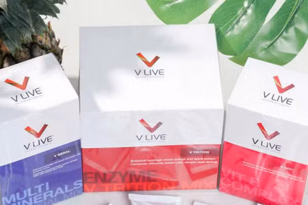 Combo 3 sản phẩm V Oxy+, V Trition và V Neral cung cấp hơn 160 dưỡng chất hướng tới những nhu cầu bổ sung dinh dưỡng khác nhau. (Ảnh: HOÀI THU)