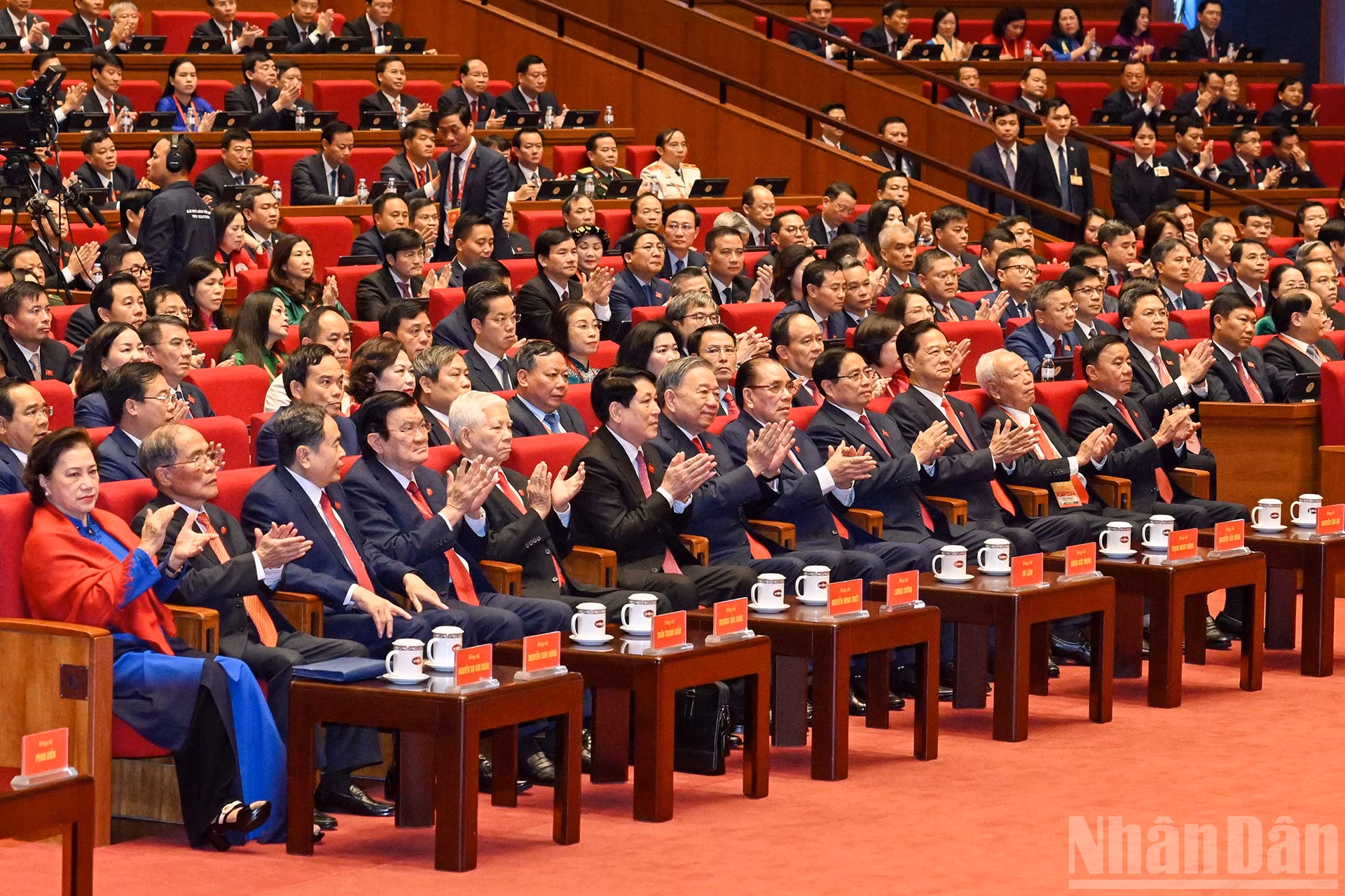 ndo_br_3-1193.jpg