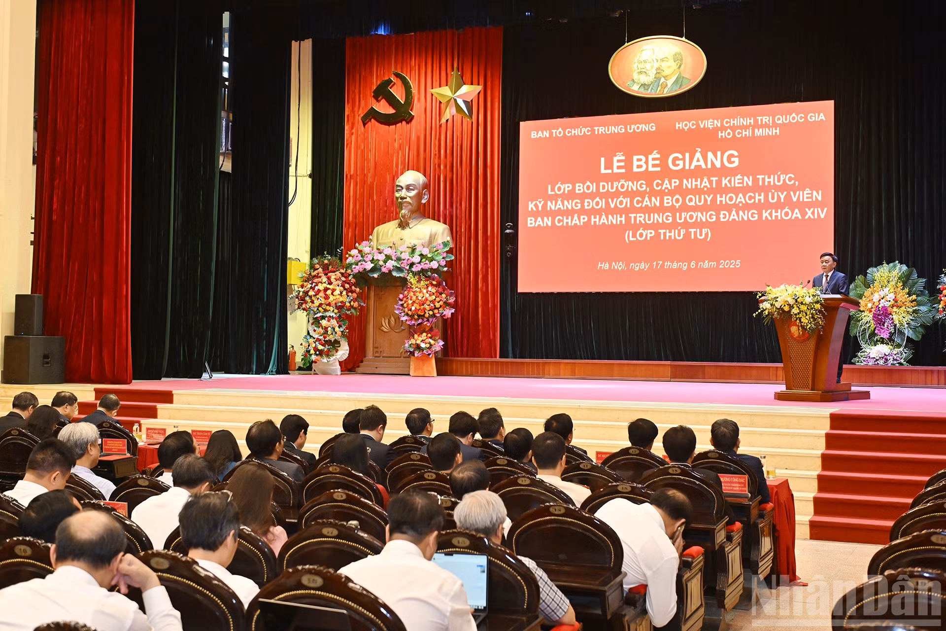 ndo_br_chi-6625.jpg