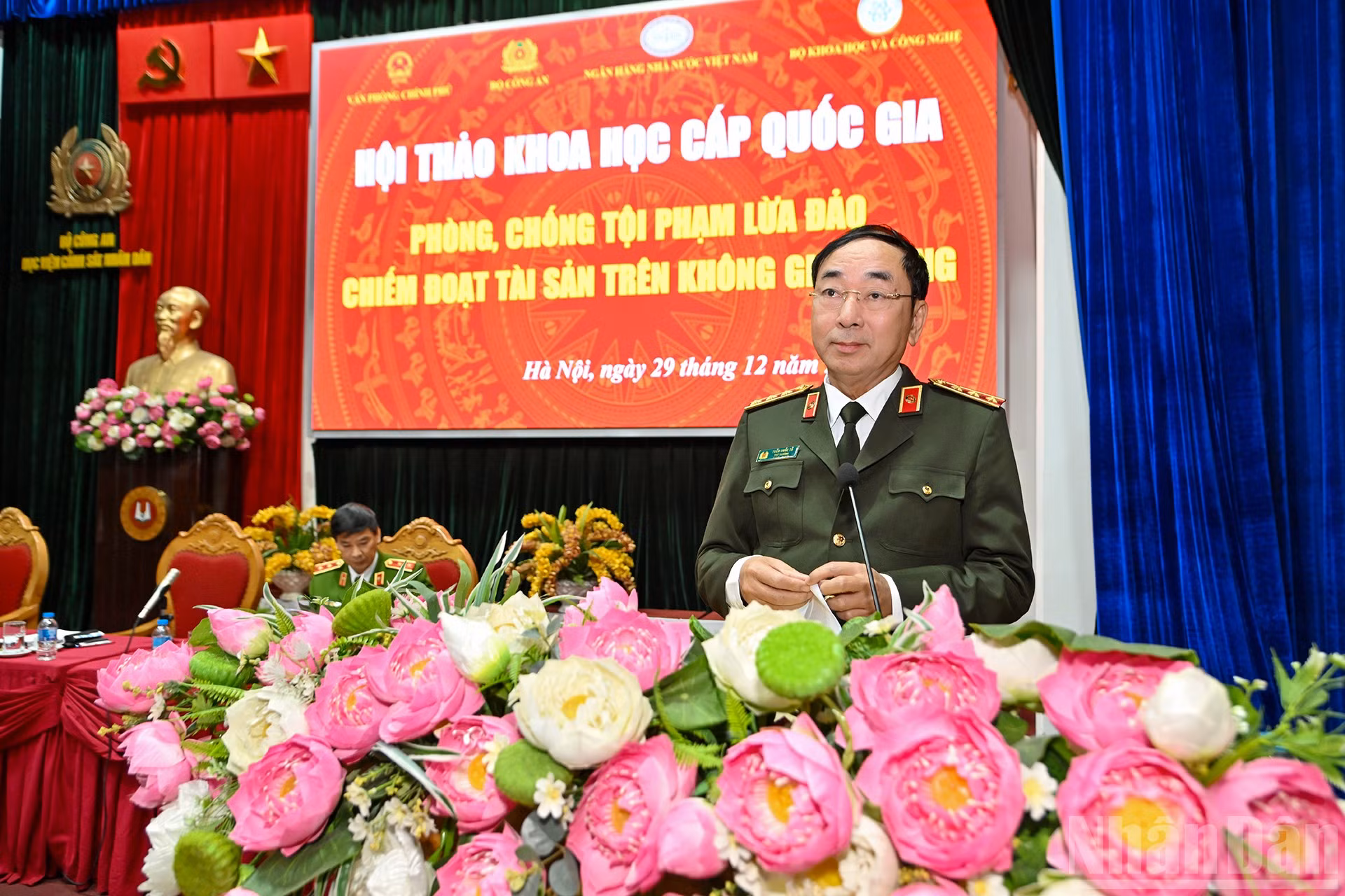 ndo_br_12.jpg