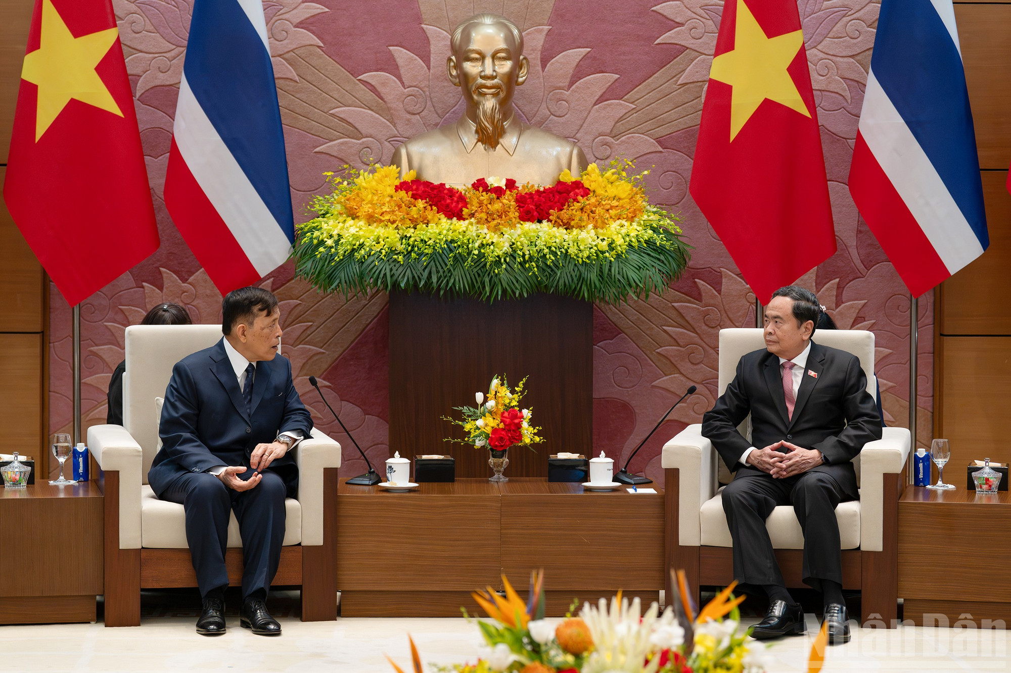 Chủ tịch Quốc hội Trần Thanh Mẫn v&agrave; Nh&agrave; vua Vương quốc Th&aacute;i Lan Maha Vajiralongkorn Phra Vajiraklaochaoyuhua tại hội kiến.