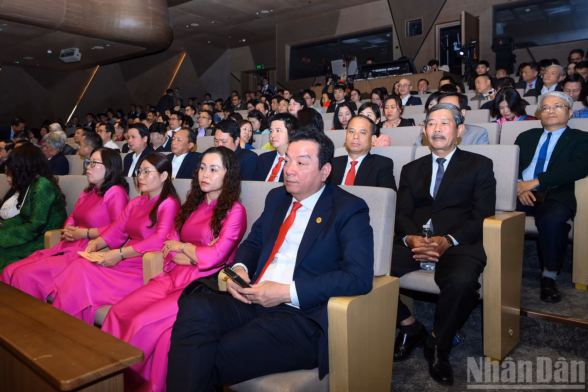 ndo_br_4-390.jpg