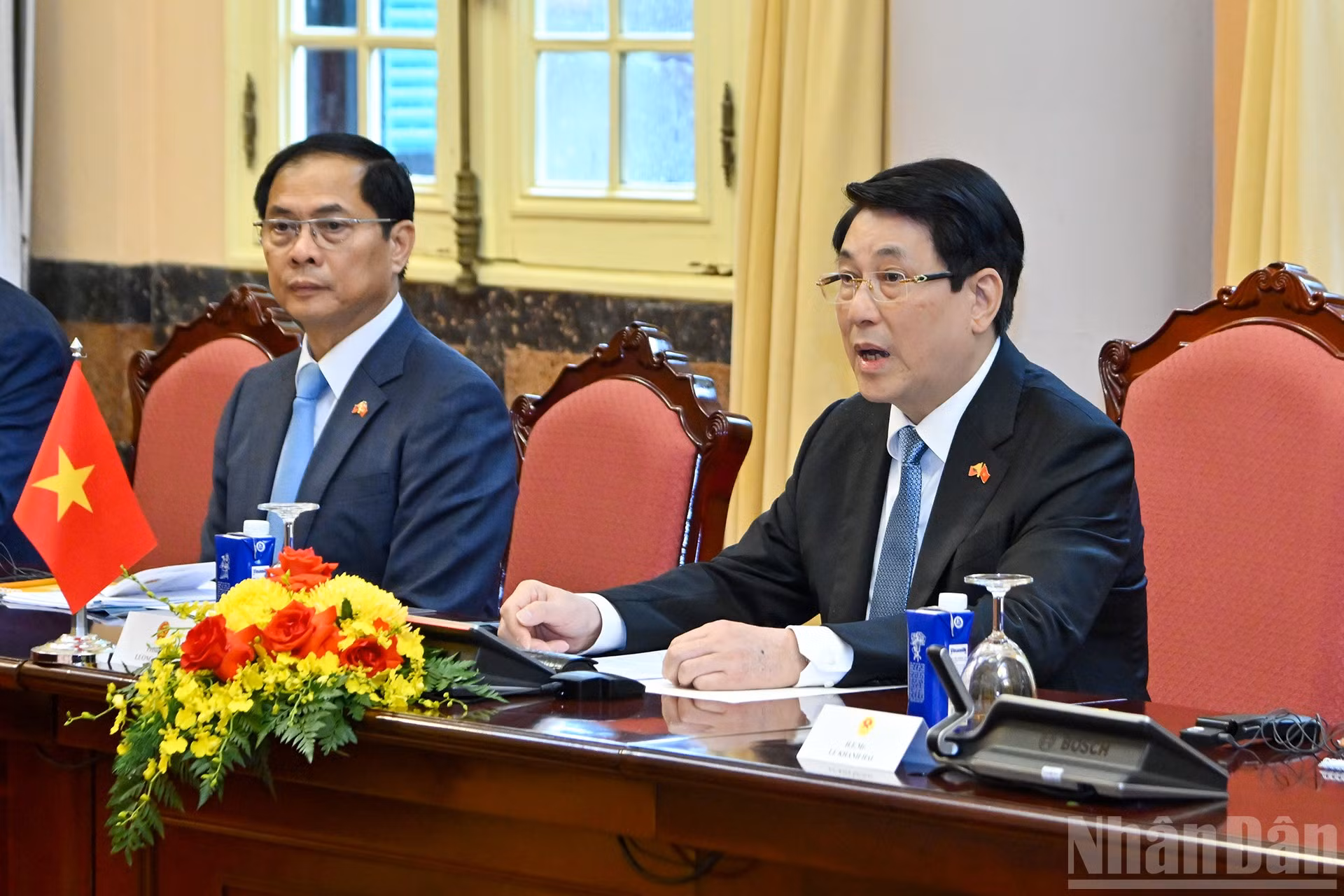 ndo_br_3-3570.jpg