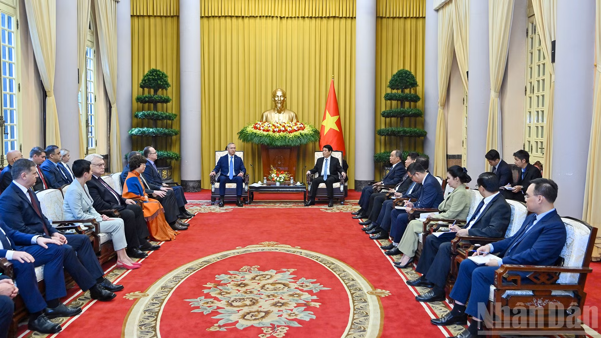 Chủ tịch nước Lương Cường tiếp Thống đốc tỉnh Kaluga (Liên bang Nga) Vladislav Valerievich Shapsha.