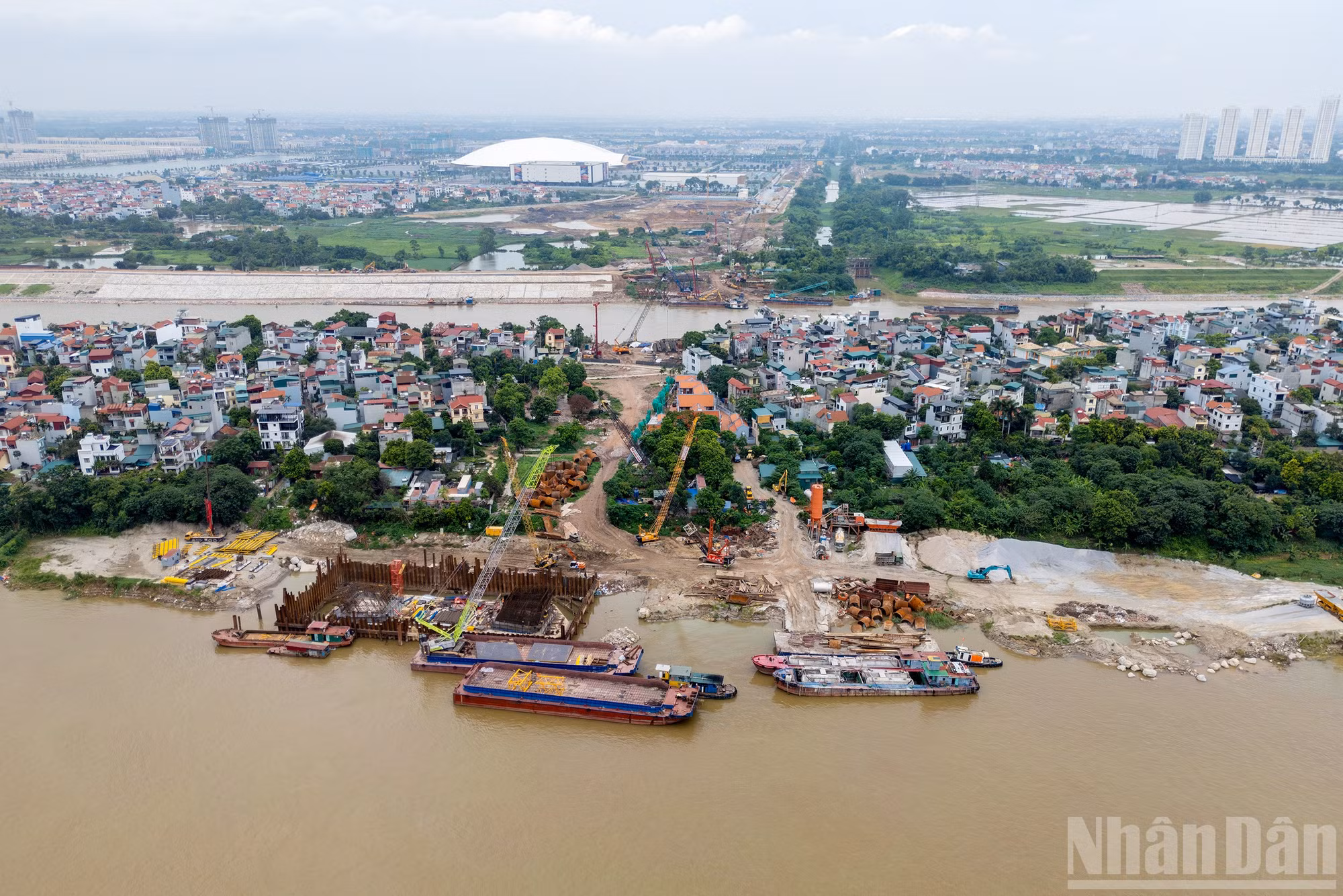 Điểm cuối của dự án là nút giao với đường Trường Sa (Quốc lộ 5 kéo dài), xã Đông Anh.