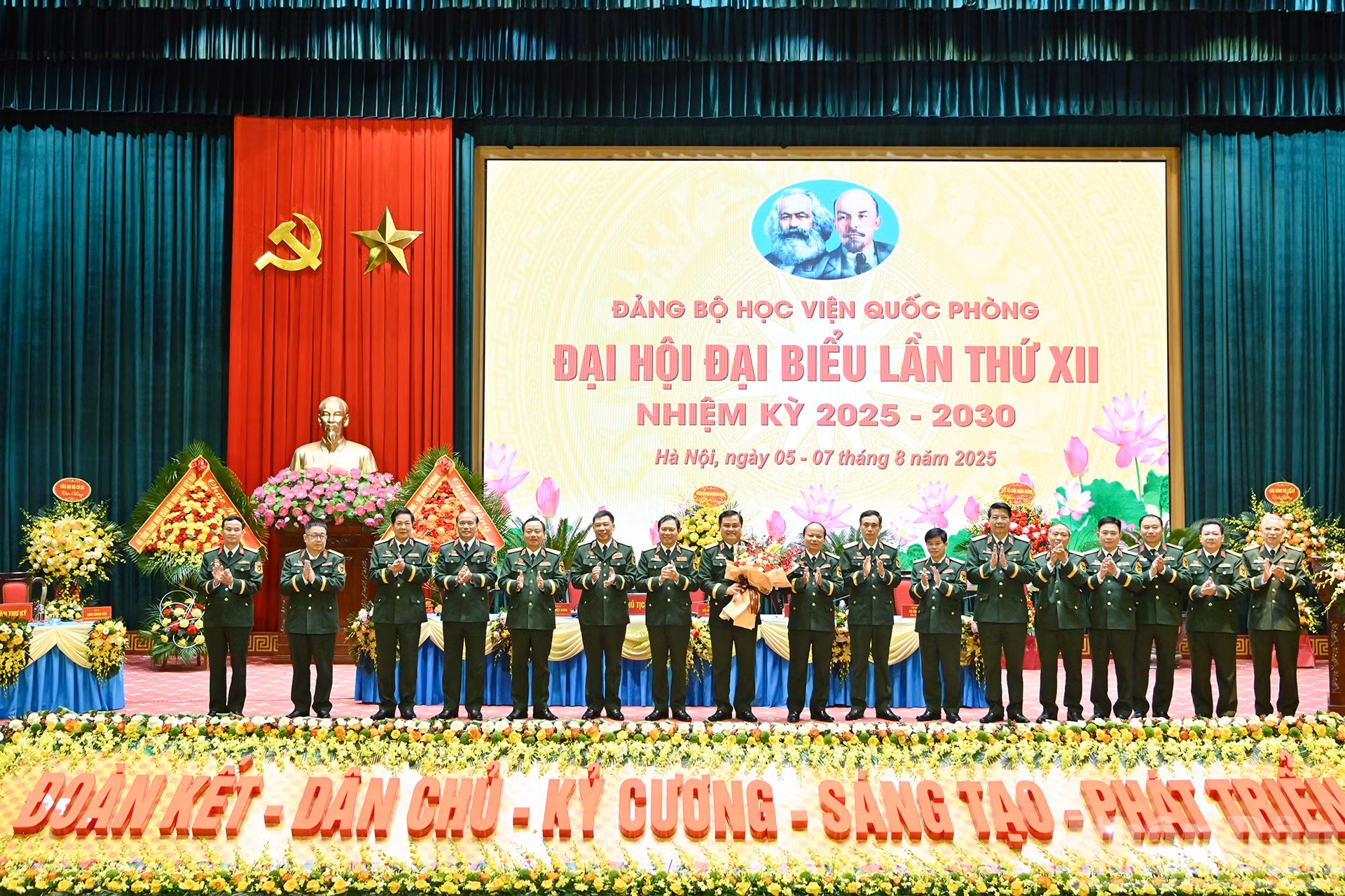 ndo_br_chi-5623.jpg