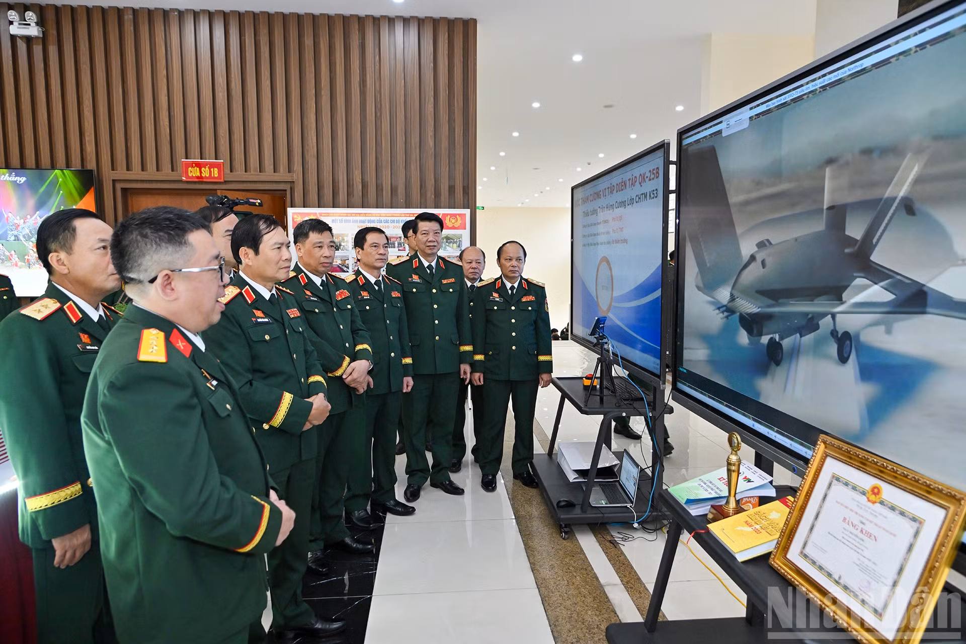 ndo_br_chi-5107.jpg
