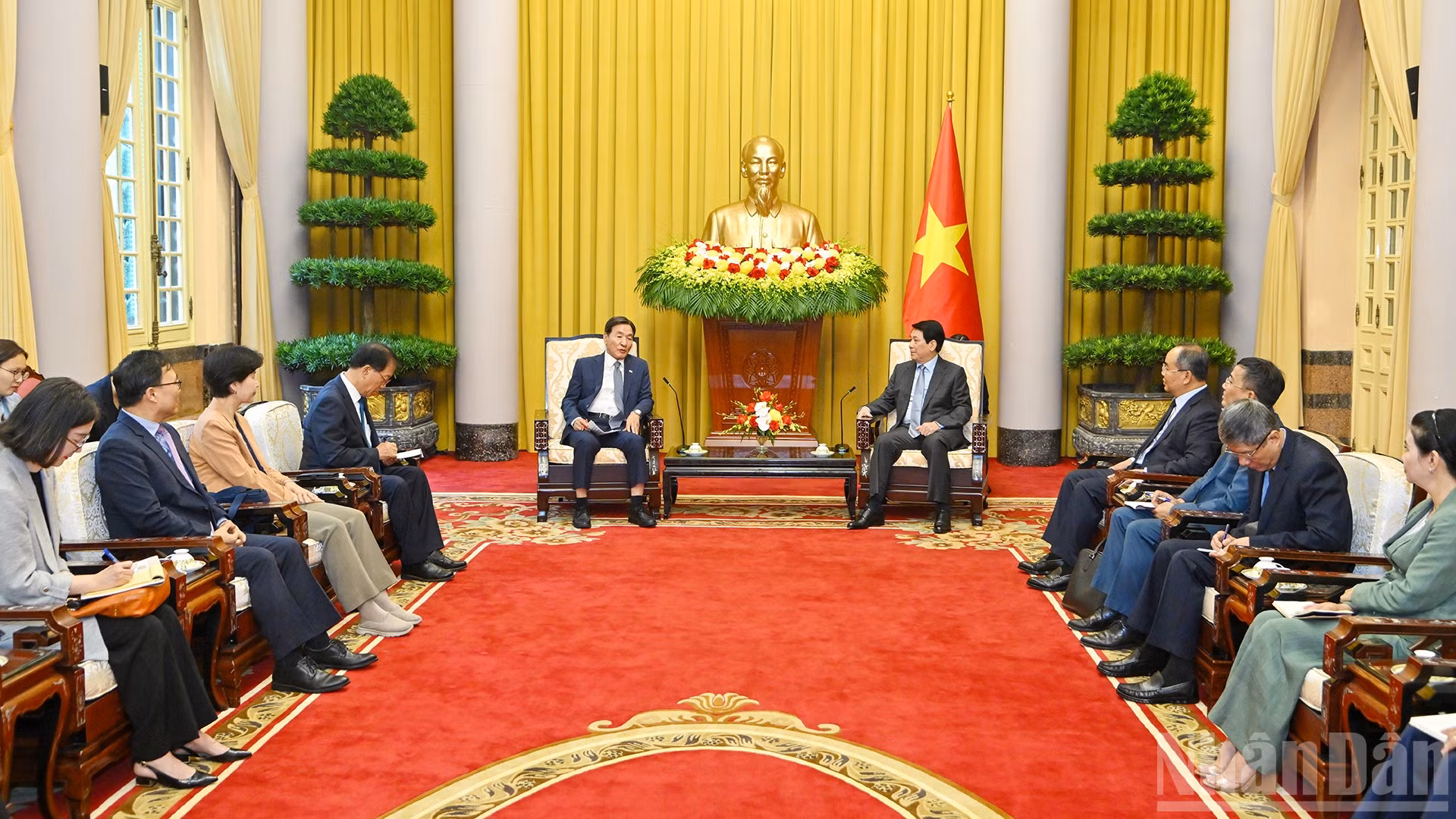 Chủ tịch nước Lương Cường tiếp ông Park Chang Dal, Đặc phái viên của Tổng thống Hàn Quốc.