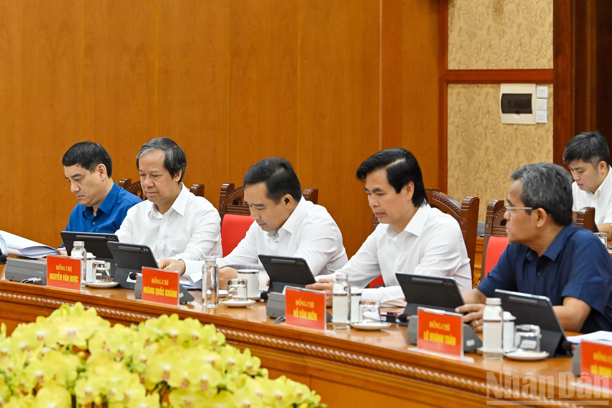 Gallery - [Ảnh] Thường trực Ban Bí thư Trần Cẩm Tú chủ trì sơ kết 1 năm thực hiện Nghị quyết số 72-NQ/TW - image 5
