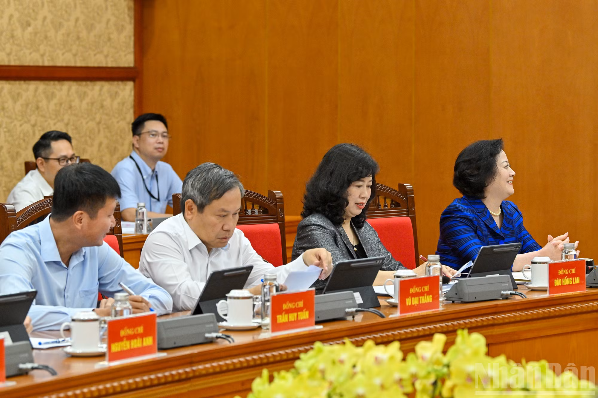 Gallery - [Ảnh] Thường trực Ban Bí thư Trần Cẩm Tú chủ trì sơ kết 1 năm thực hiện Nghị quyết số 72-NQ/TW - image 6