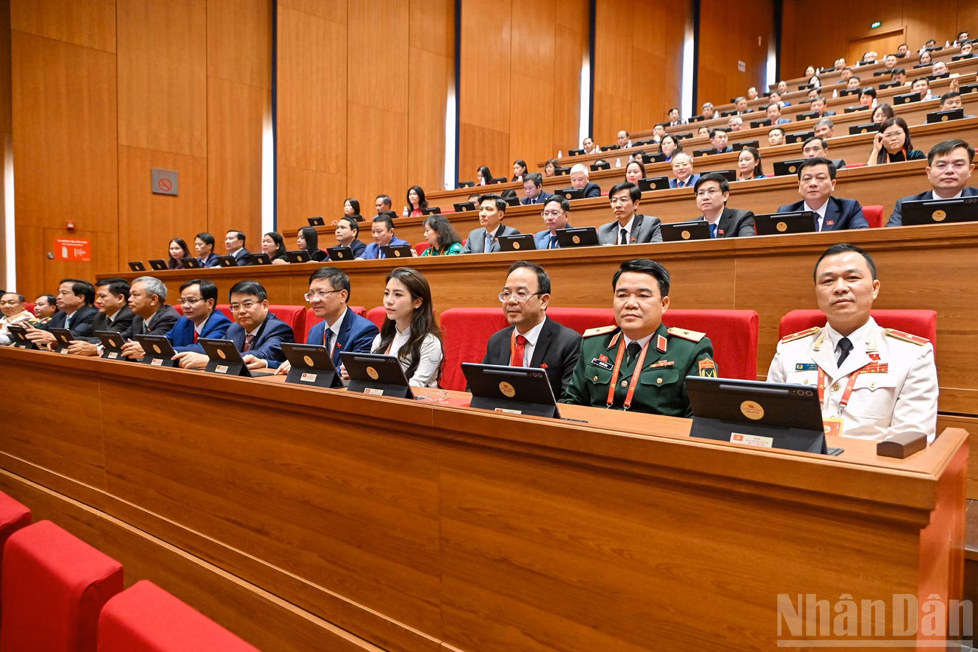 ndo_br_8-3480.jpg