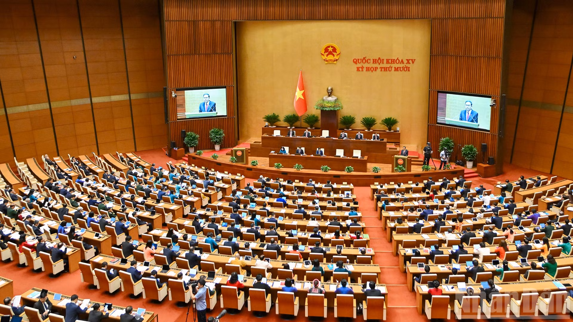 Quang cảnh phiên khai mạc Kỳ họp thứ 10, Quốc hội khóa XV. (Ảnh: THỦY NGUYÊN)