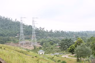 Đường dây 500kV Lào Cai-Vĩnh Yên.