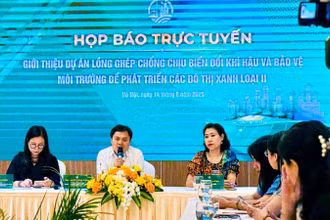 Quang cảnh buổi họp báo.