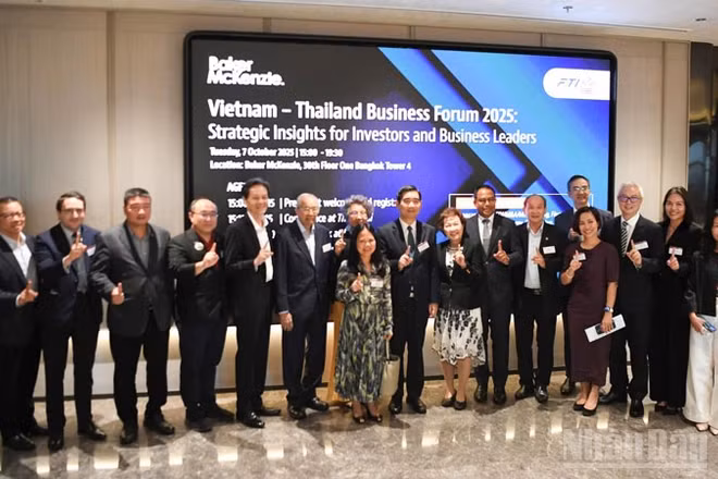 “Diễn đàn doanh nghiệp Việt Nam-Thái Lan 2025: Tầm nhìn chiến lược dành cho nhà đầu tư và lãnh đạo doanh nghiệp”. (Ảnh: XUÂN SƠN)