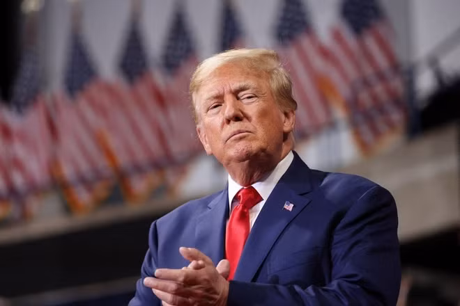 Tổng thống Mỹ Donald Trump tiếp tục có những động thái gây bất ngờ. 