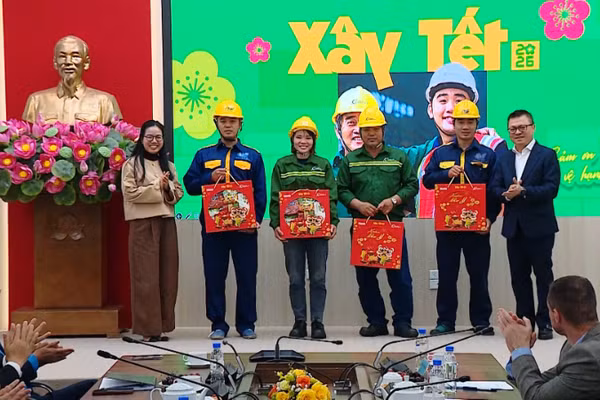 [Video] Chương trình “Xây Tết 2026” trao gần 30.000 phần quà cho công nhân