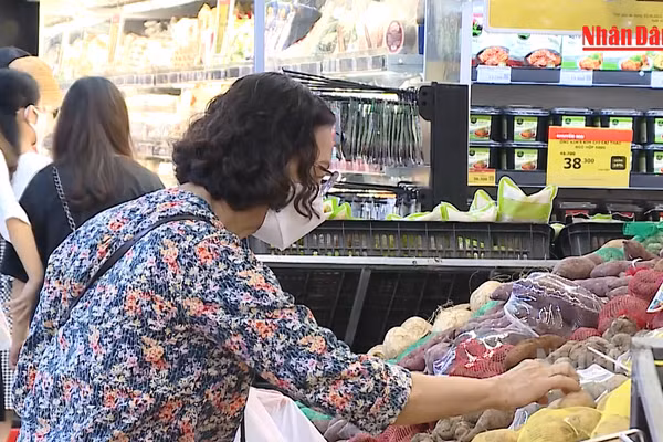 [Video] Siêu thị tăng khuyến mãi, kích cầu tiêu dùng dịp 2/9