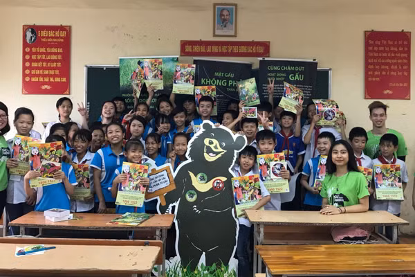 Thời gian qua, nạn nuôi nhốt gấu lấy mật đã giảm mạnh do việc thực hiện có hiệu quả nhiều biện pháp trong đó có đẩy mạnh tuyên truyền, nâng cao nhận thức. (Ảnh: ENV)