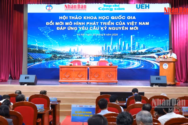 [Video] Hội thảo đổi mới mô hình phát triển Việt Nam trong kỷ nguyên mới