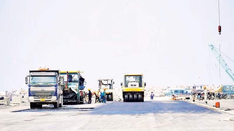 Nhiều công trình, dự án tại Quảng Trị đang bước vào giai đoạn tăng tốc đòi hỏi nguồn vật liệu cần được cung ứng kịp thời.