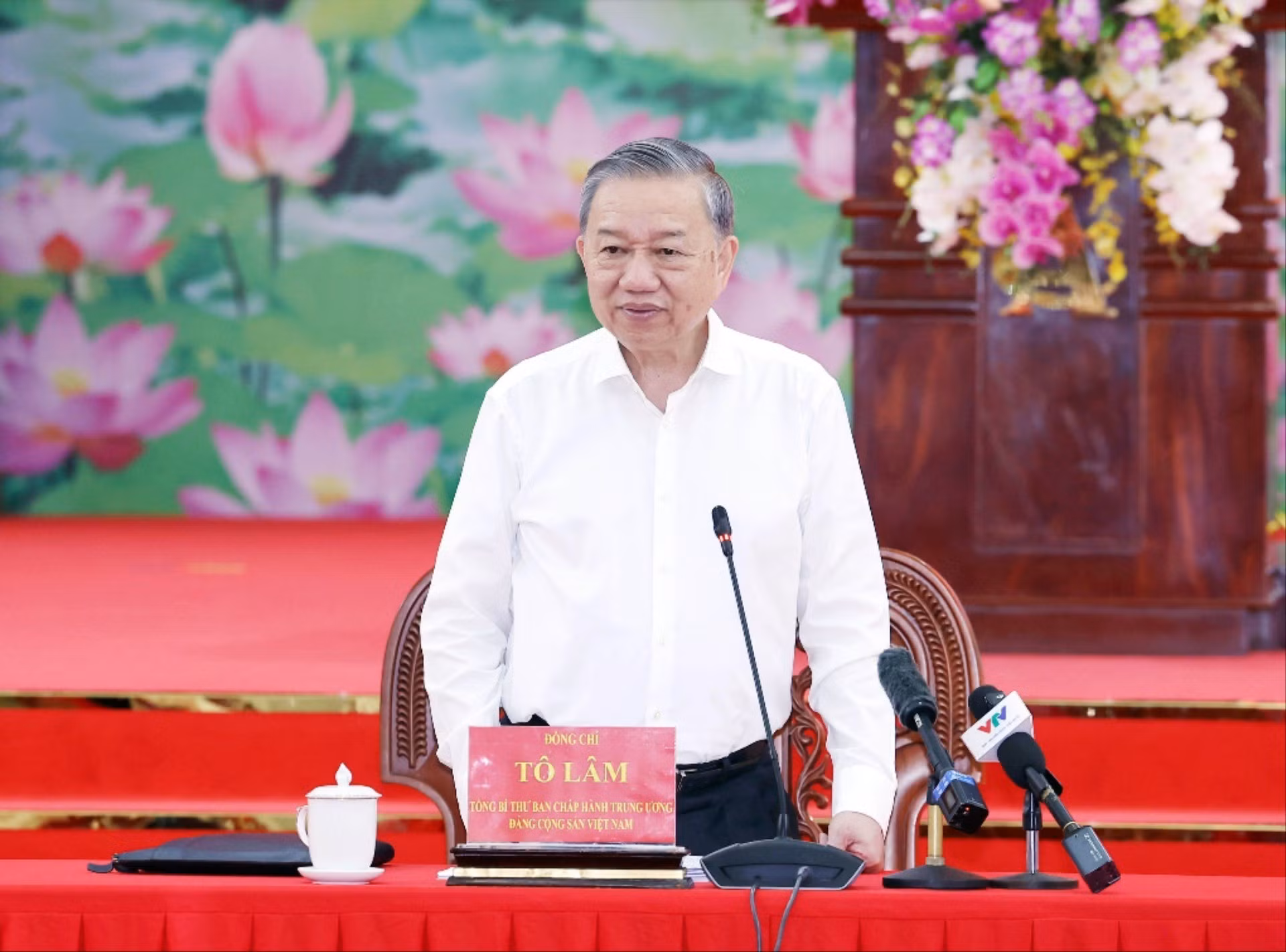 vna-potal-tong-bi-thu-to-lam-lam-viec-voi-thuong-vu-thanh-uy-can-tho-thuong-truc-tinh-uy-soc-trang-va-hau-giang-8072973-310.jpg