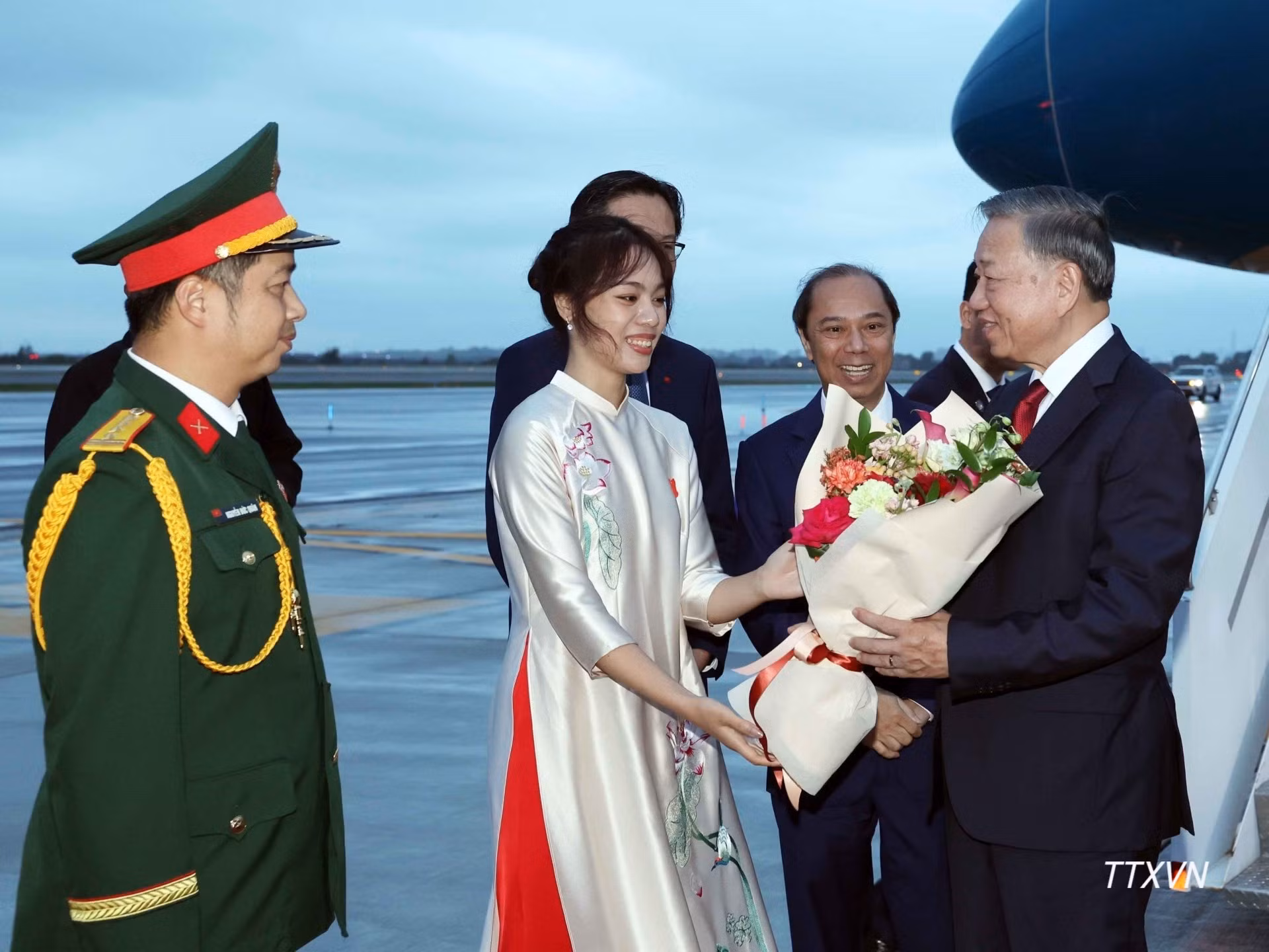 vna-potal-tong-bi-thu-chu-tich-nuoc-den-new-york-bat-dau-tham-du-phien-thao-luan-cap-cao-dhd-lhq-khoa-3119.jpg