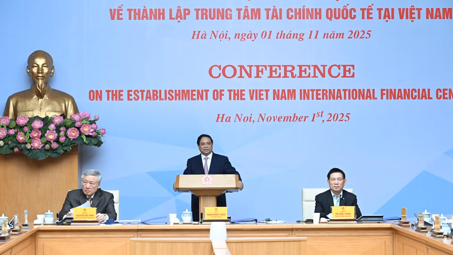 Thủ tướng Phạm Minh Chính chủ trì hội nghị.