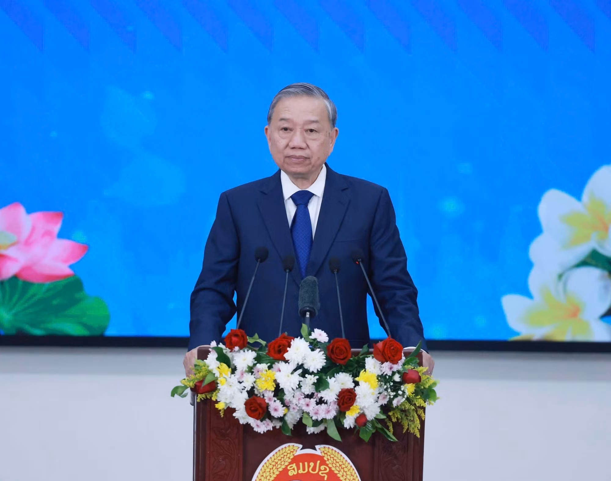 vna-potal-tong-bi-thu-phat-bieu-chinh-sach-tai-hoc-vien-chinh-tri-va-hanh-chinh-quoc-gia-lao-8444037.jpg