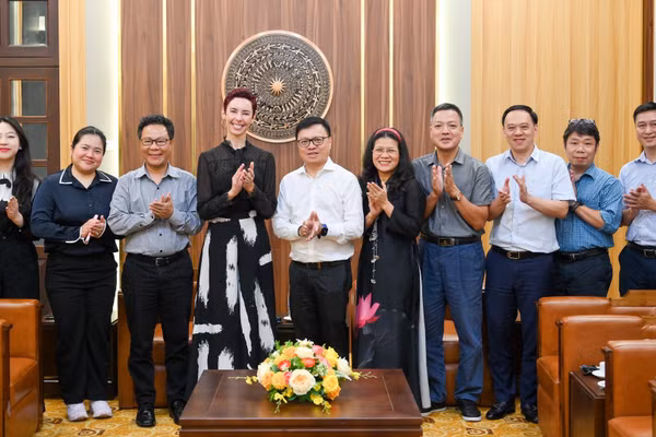 Hai bên hứa hẹn nhiều triển hợp hợp tác trong báo chí và truyền thông những sự kiện lớn của Việt Nam. (Ảnh: THẾ ĐẠI)
