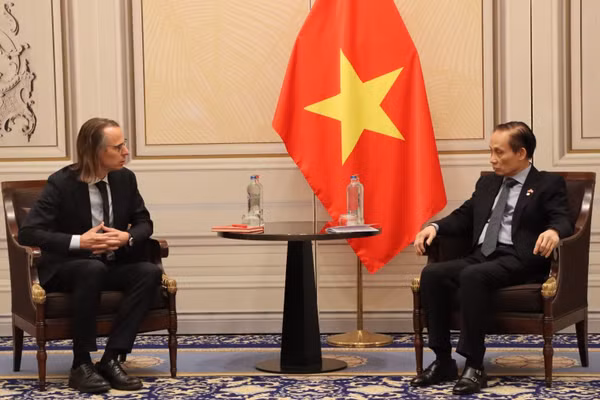 Hai bên nhất trí tiếp tục phát huy truyền thống đoàn kết; tăng cường đối thoại, phối hợp trong các sự kiện quốc tế. (Ảnh: Bộ Ngoại giao)