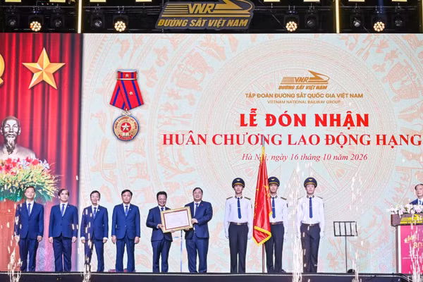 [Ảnh] Lễ kỷ niệm 145 năm Đường sắt Việt Nam