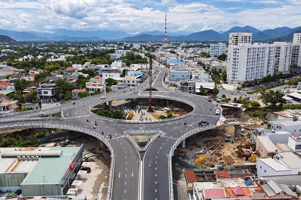 Hơn 4.600 dự án tồn đọng với tổng vốn đầu tư hơn 3,9 triệu tỷ đồng cho thấy quy mô rất lớn của nguồn lực đang cần được khơi thông.