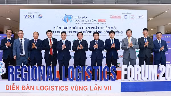 Diễn đàn Logistics vùng lần VII 2026 với chủ đề: “Kiến tạo không gian phát triển mới cho logistics vùng đồng bằng sông Hồng” được tổ chức tại Hải Phòng. (Ảnh: ĐÀM THANH)