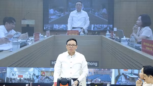 Phó Chủ tịch Ủy ban nhân dân thành phố Hải Phòng Đào Trọng Đức làm Tổ trưởng Tổ công tác rà soát, nghiên cứu sắp xếp đơn vị hành chính cấp xã trên địa bàn thành phố Hải Phòng. (Ảnh: XUÂN TRƯỜNG)