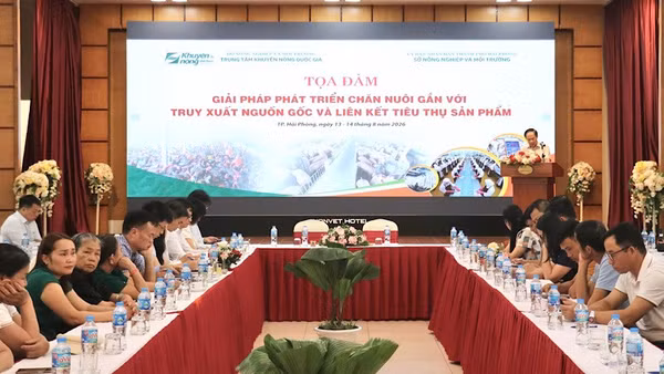Quang cảnh tọa đàm. (Ảnh: HOÀNG NGỌC)