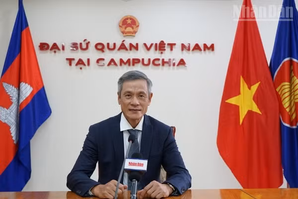 Đại sứ Đặc mệnh Toàn quyền nước Cộng hòa xã hội chủ nghĩa Việt Nam tại Campuchia Nguyễn Minh Vũ. (Ảnh: ĐINH TRƯỜNG)