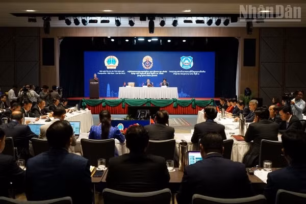 Toàn cảnh Hội nghị Tòa án các tỉnh biên giới Việt Nam-Campuchia-Lào lần thứ 8 tại Phnom Penh. (Ảnh: ĐINH TRƯỜNG)
