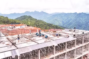 Những ngôi trường khang trang dần hiện hữu nơi biên giới Việt Nam-Lào.