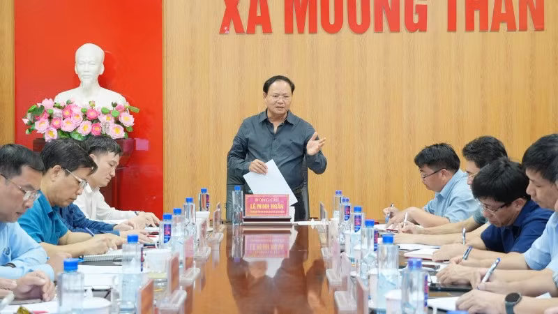 Bí thư Tỉnh ủy Lai Châu làm việc và chỉ đạo xã Mường Than và các đơn vị liên quan Tập trung ổn định đời sống, sinh kế cho người dân vùng thiên tai.