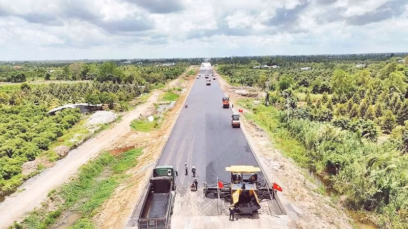 Dự án đường cao tốc Cao Lãnh-An Hữu nhìn từ trên cao.